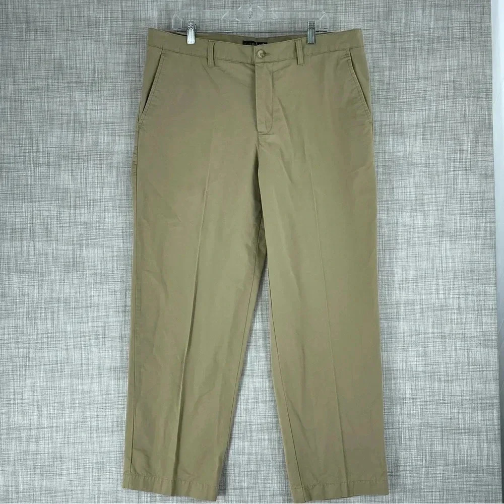 Club Room Mens Size 38x30 khaki pants 1555